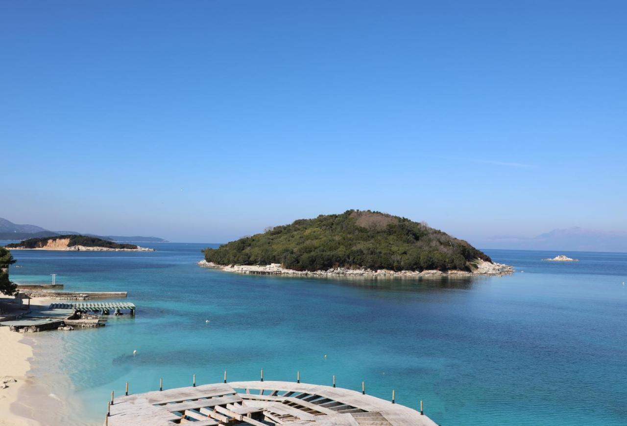 Luxury seafront apartments Saranda Extérieur photo