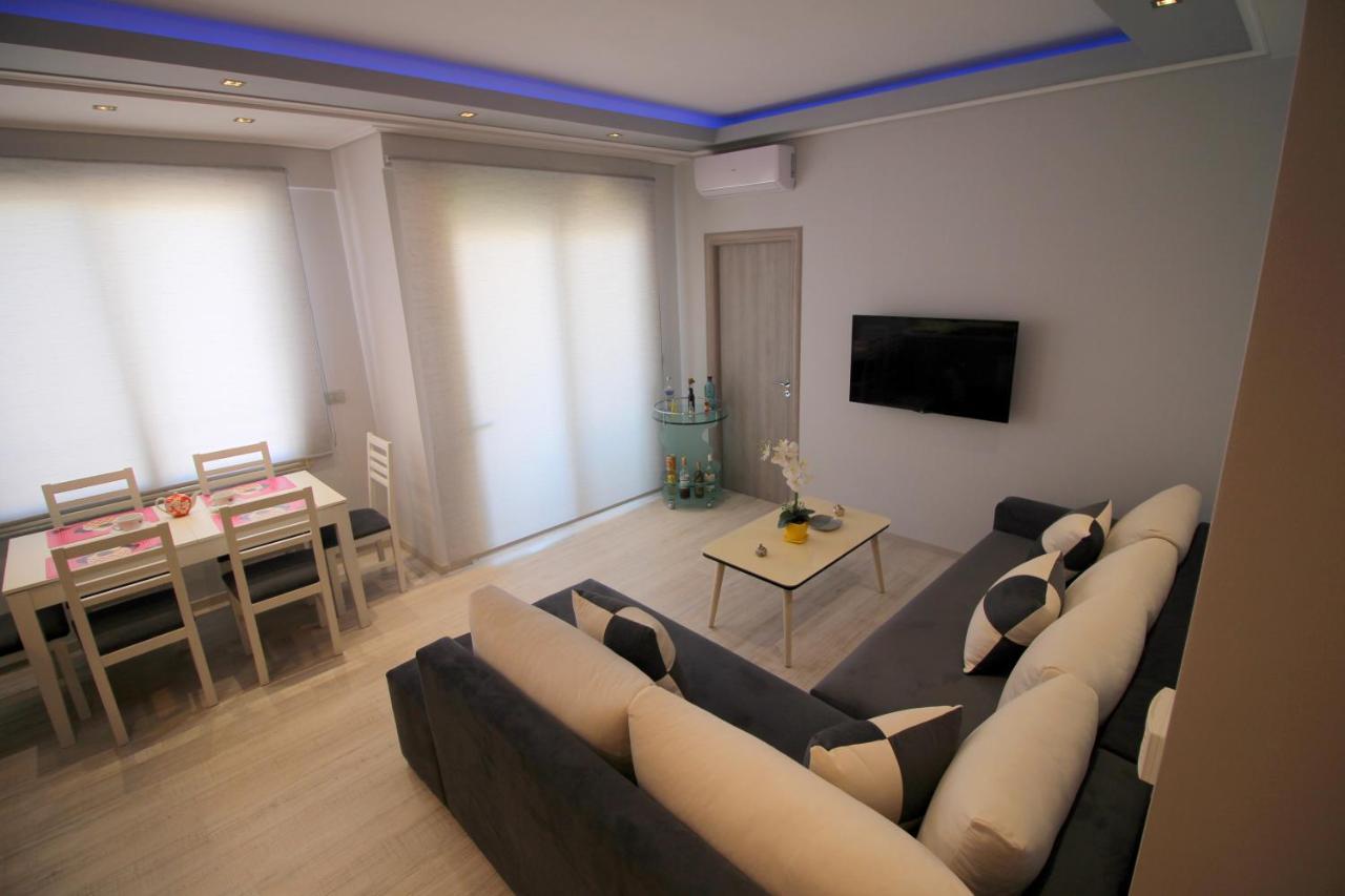 Luxury seafront apartments Saranda Extérieur photo