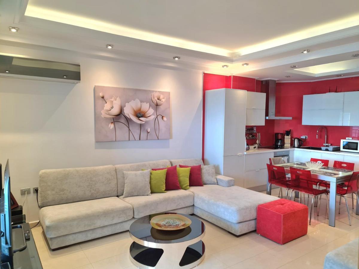Luxury seafront apartments Saranda Extérieur photo