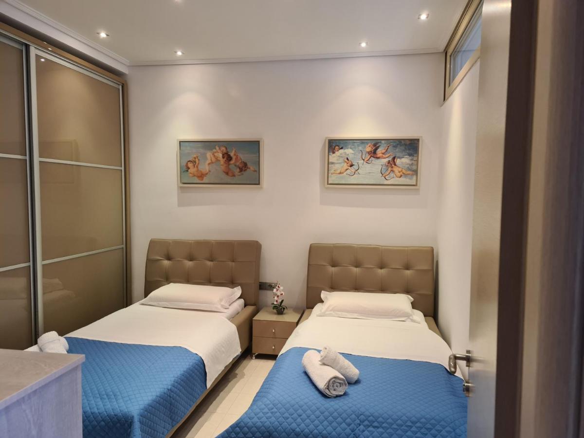 Luxury seafront apartments Saranda Extérieur photo