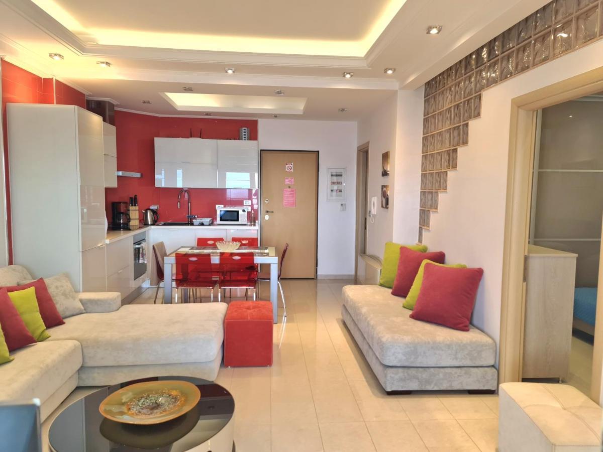Luxury seafront apartments Saranda Extérieur photo