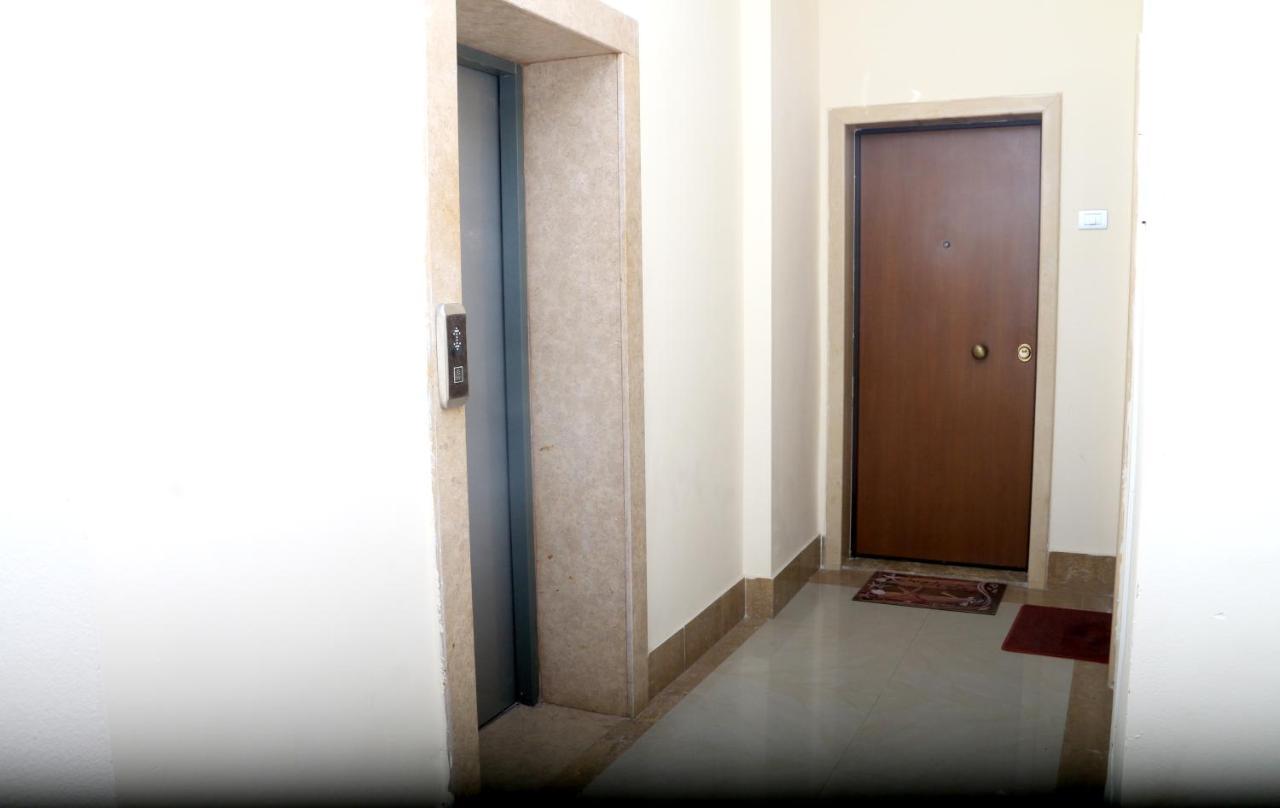 Luxury seafront apartments Saranda Extérieur photo